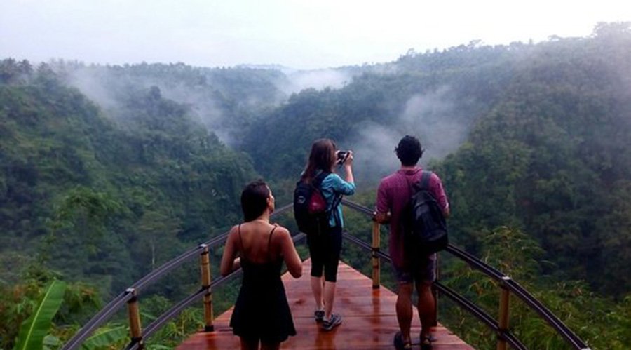 Anjungan Tukad Melangit: Spot Instagramable dengan Pemandangan Menakjubkan di Bali