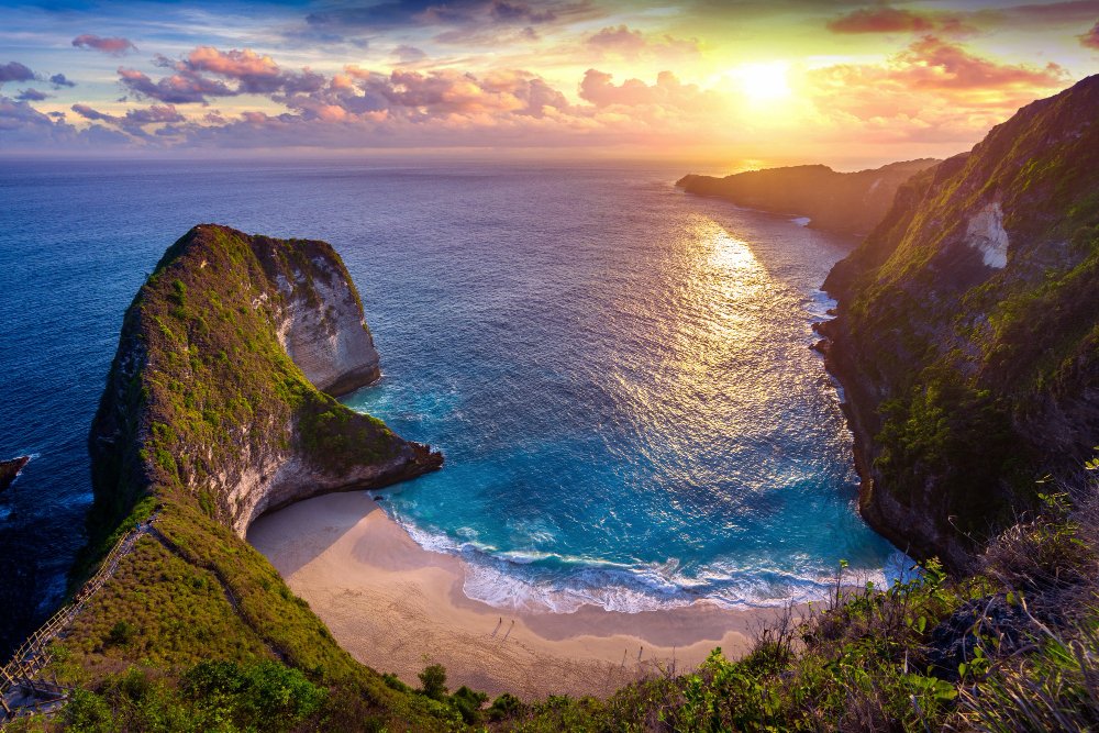 Pantai-Pantai Terbaik Bali Keindahan Matahari Terbit yang Tak Terlupakan