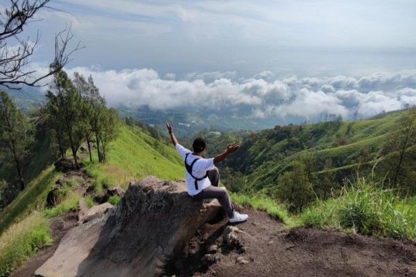 Menjelajahi Bukit Trunyan Keindahan Alam dan Misteri Budaya di Tepi Danau Batur