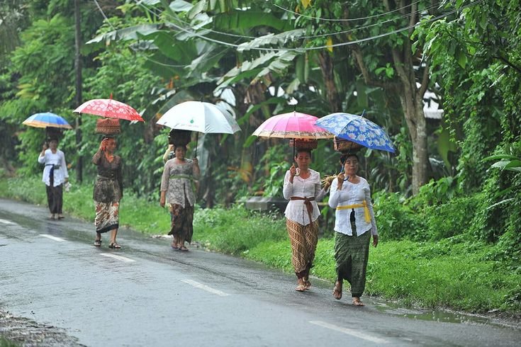 Tips dan Trik Liburan di Bali Saat Musim Hujan Nikmati Pesonanya Tanpa Khawatir